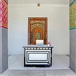 OYO 3856 Tizta Suites Bali