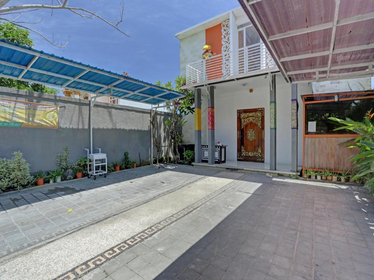 Hotel Oyo 3856 Tizta Bali 2*