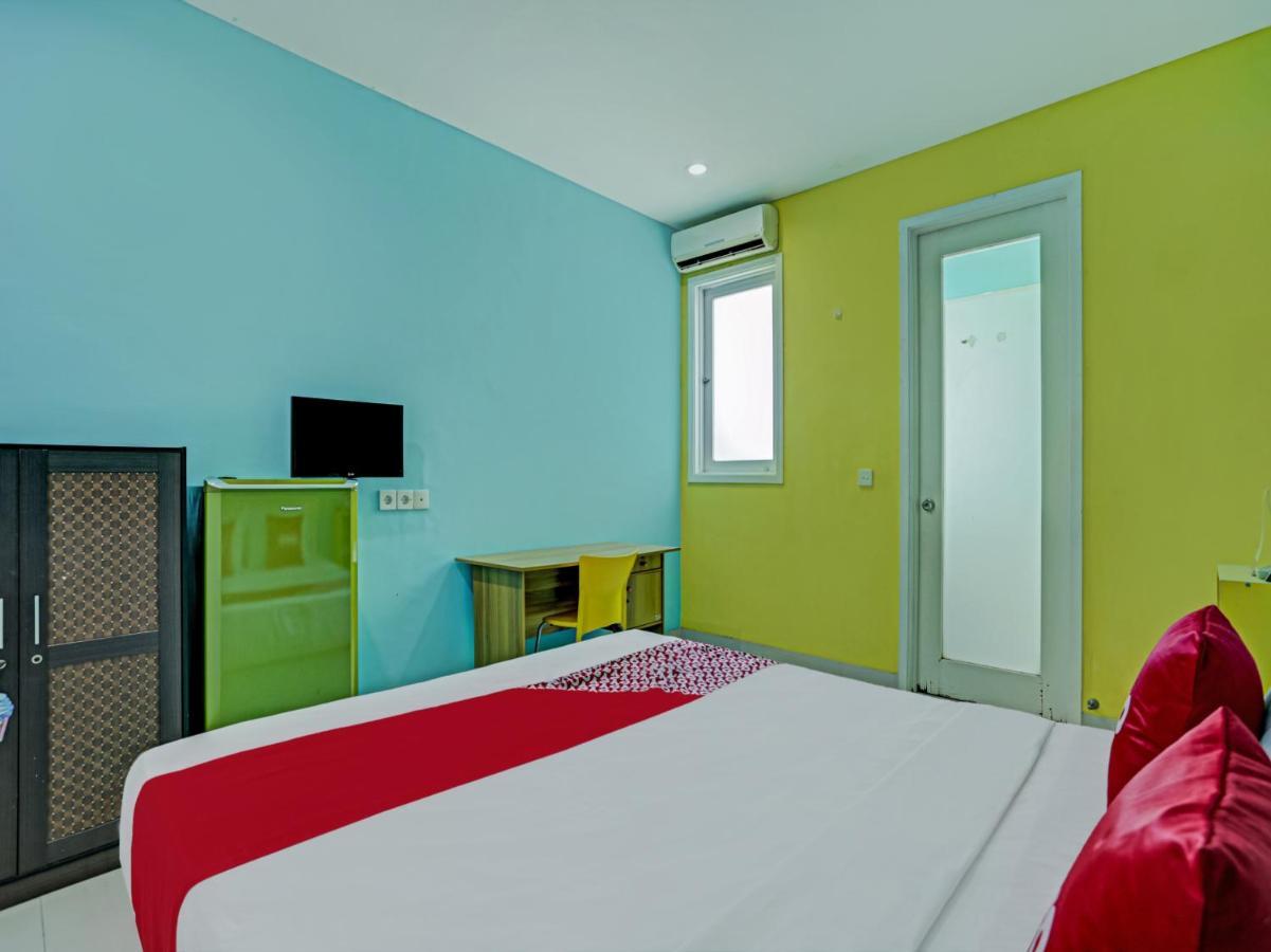 Hotel Oyo 3856 Tizta Bali